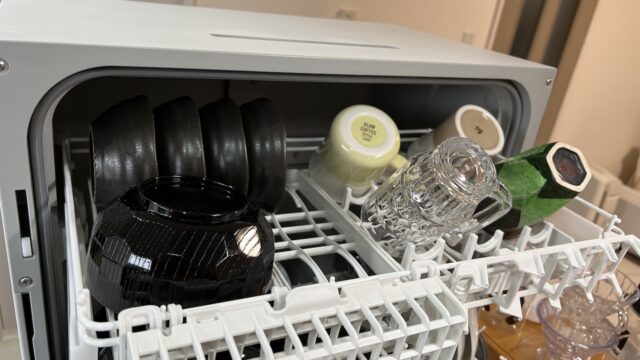 お椀の底に水が溜まることの説明