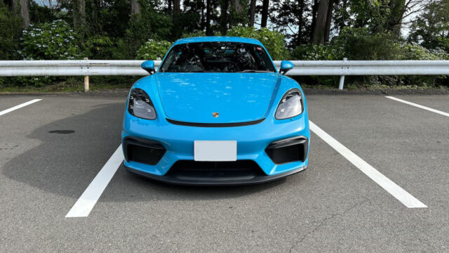 718Cayman GT4の正面