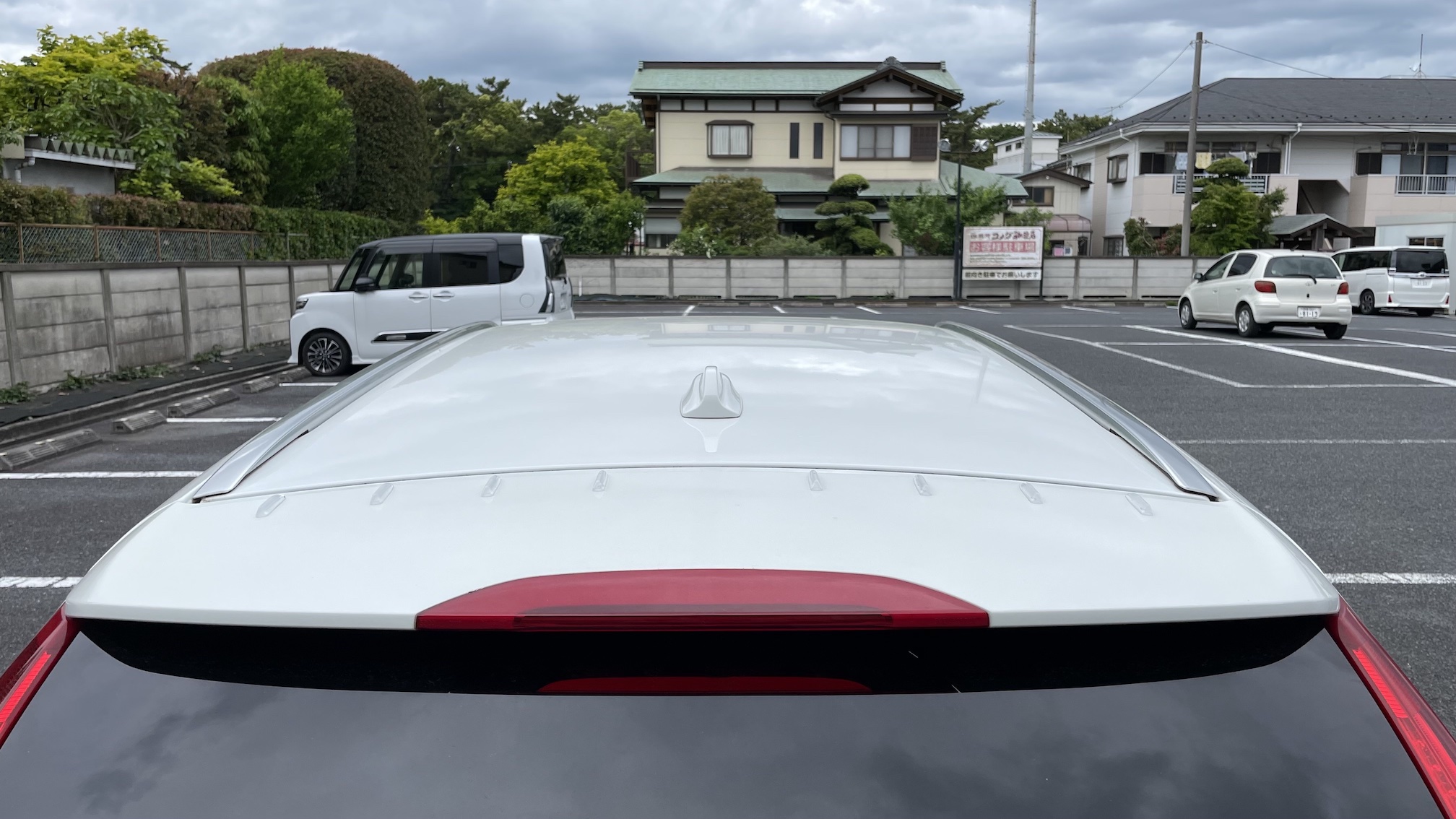 ボルテックスジェネレーターを取り付けた様子