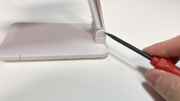 勝手に下がるのを修理する様子1