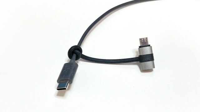 USB-C to USB micro-Bアダプタ
