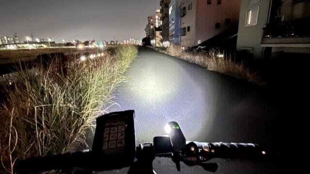 ハイ(約500ルーメン)