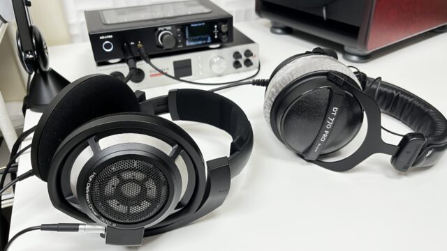 ADI-2 PROにHD 800 SとDT 770 PRO(80Ω)を接続した様子